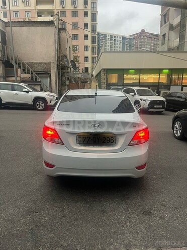 Hyundai Accent 2017, 22,000 km - 1.4 l - Bakı