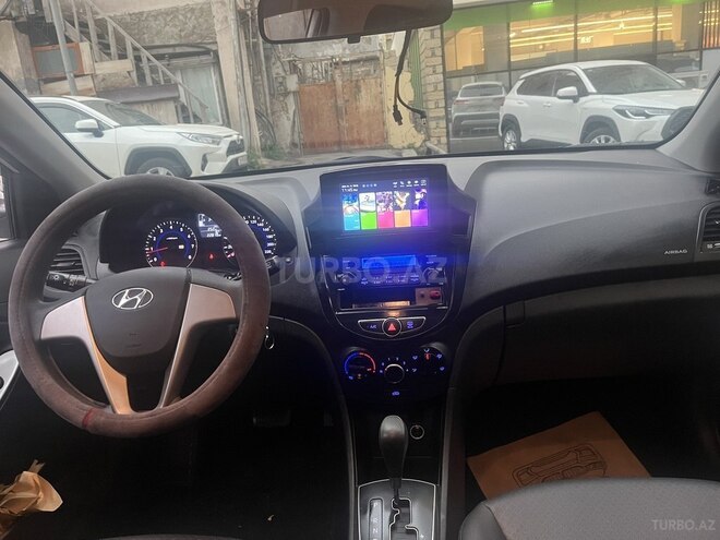 Hyundai Accent 2017, 22,000 km - 1.4 l - Bakı