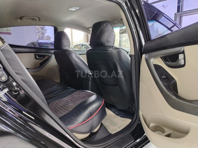 Hyundai Elantra 2015, 176,000 km - 1.8 л - Sumqayıt