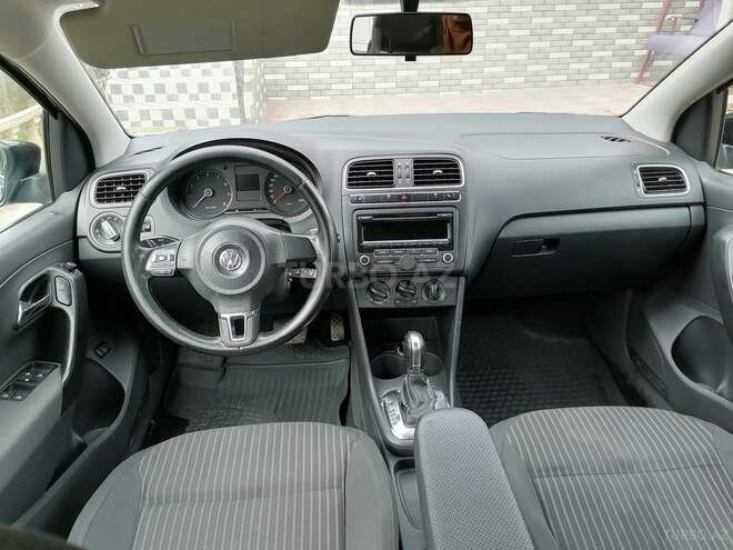 Volkswagen Polo 2013, 278,700 km - 1.6 l - Sumqayıt
