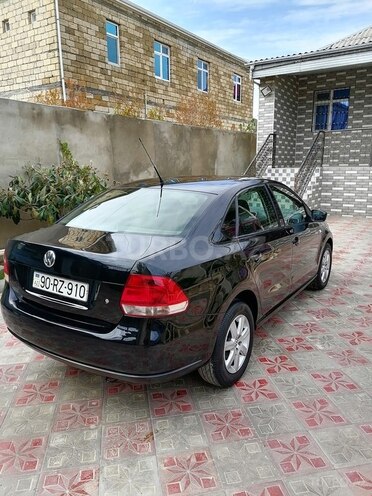 Volkswagen Polo 2013, 278,700 km - 1.6 l - Sumqayıt