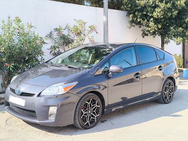 Toyota Prius 2011, 241,402 km - 1.8 l - Bakı