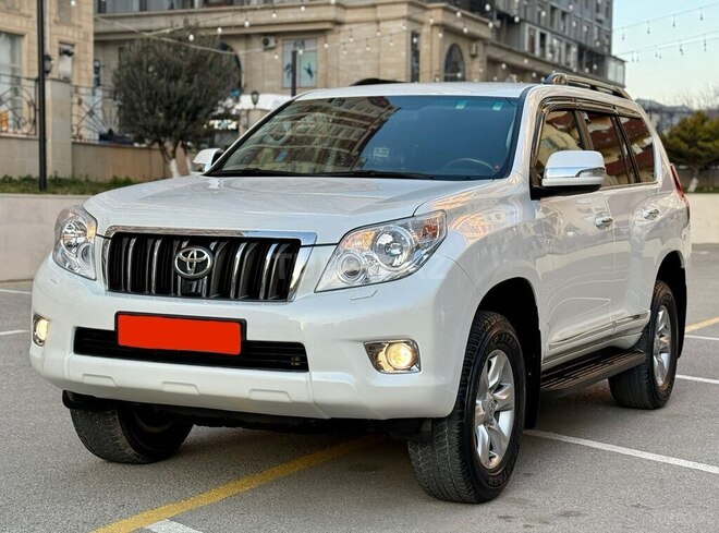 Toyota Land Cruiser Prado 2012, 150,000 km - 2.7 л - Bakı