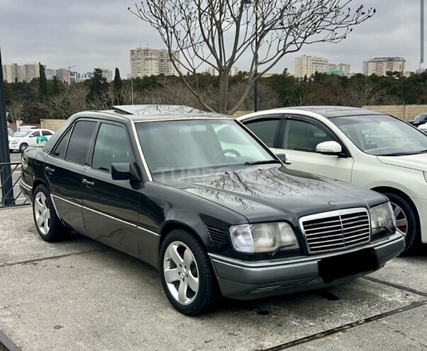 Mercedes E 300 d 1994, 367,099 km - 3.0 l - Bakı