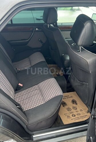 Mercedes E 300 d 1994, 367,099 km - 3.0 l - Bakı