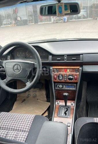 Mercedes E 300 d 1994, 367,099 km - 3.0 l - Bakı