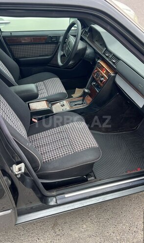 Mercedes E 300 d 1994, 367,099 km - 3.0 l - Bakı