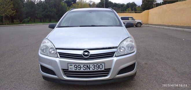 Opel Astra 2009, 156,000 km - 1.4 l - Gəncə
