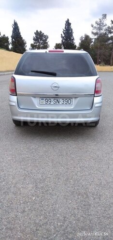 Opel Astra 2009, 156,000 km - 1.4 l - Gəncə