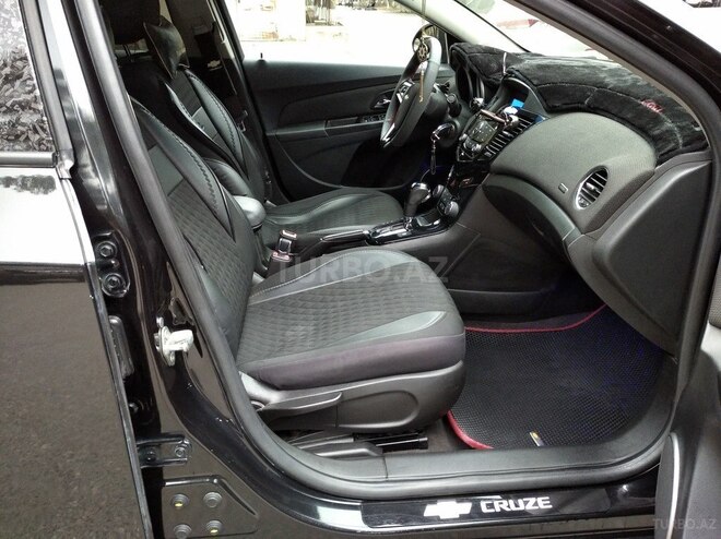 Chevrolet Cruze 2011, 331,425 km - 1.4 л - Sumqayıt