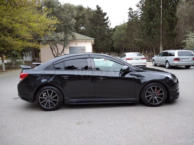 Chevrolet Cruze 2011, 331,425 km - 1.4 л - Sumqayıt