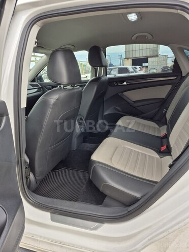 Volkswagen Passat (North America) 2014, 170,000 km - 1.8 l - Bakı