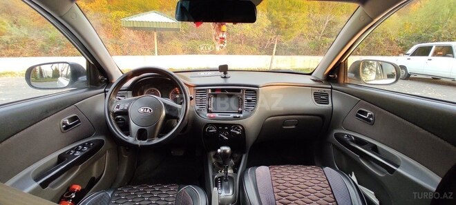 Kia Rio 2010, 274,547 km - 1.4 l - Qəbələ