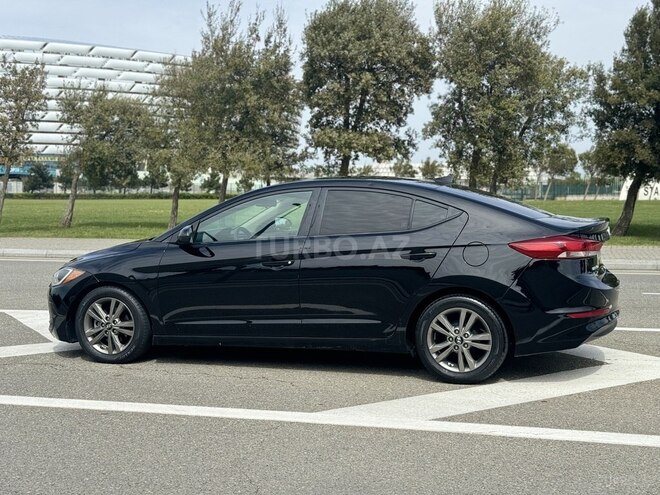 Hyundai Elantra 2017, 105,000 km - 2.0 l - Bakı