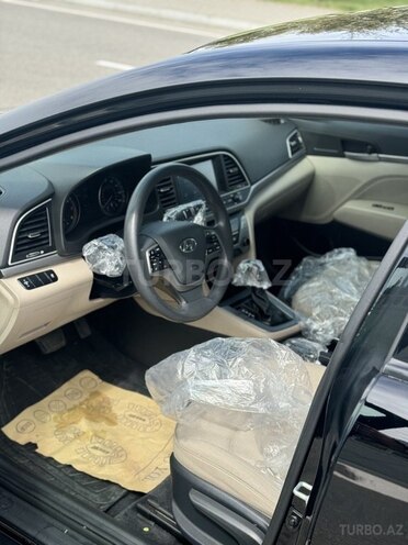 Hyundai Elantra 2017, 105,000 km - 2.0 l - Bakı