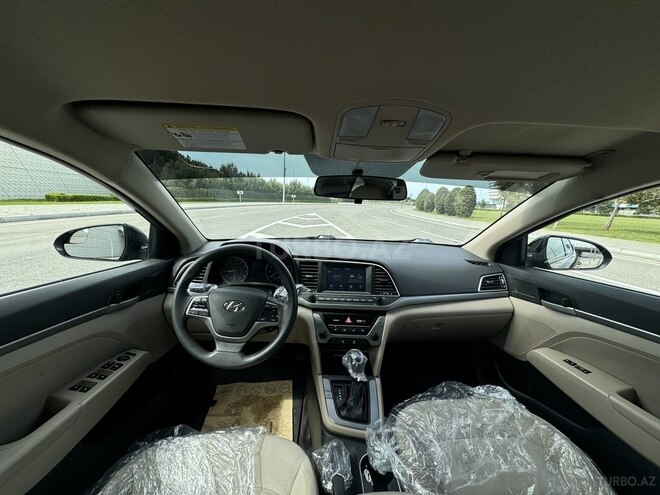 Hyundai Elantra 2017, 105,000 km - 2.0 l - Bakı