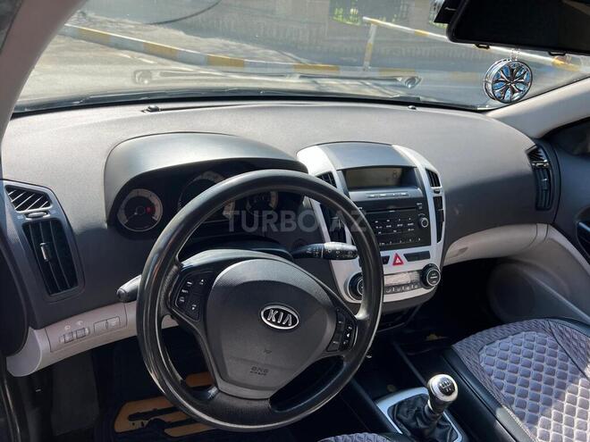 Kia Ceed 2008, 280,000 km - 1.6 л - Zaqatala