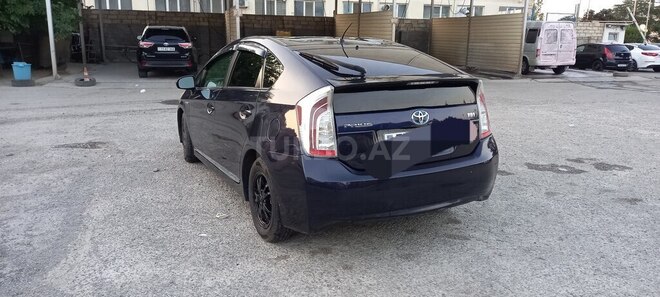 Toyota Prius 2013, 197,100 km - 1.8 л - Bakı