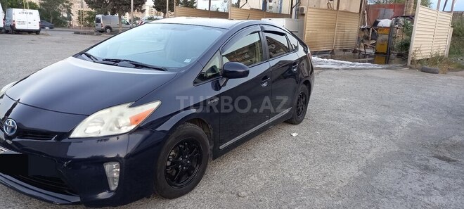 Toyota Prius 2013, 197,100 km - 1.8 л - Bakı