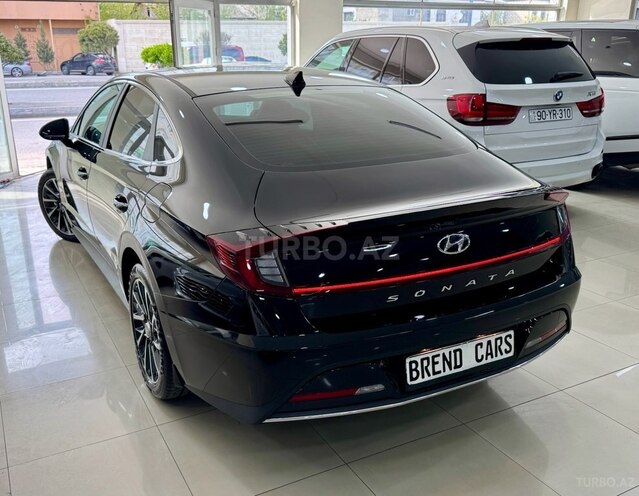 Hyundai Sonata-8