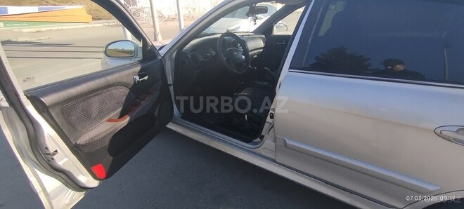 Hyundai Sonata 2003, 383,000 km - 2.0 l - Bakı