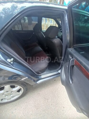 Mercedes C 240 1997, 352,000 km - 2.4 l - Sumqayıt