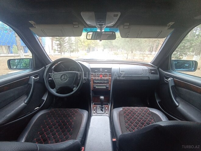 Mercedes C 240 1997, 352,000 km - 2.4 l - Sumqayıt