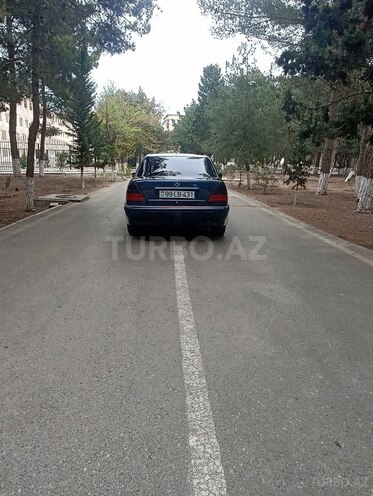Mercedes C 240 1997, 352,000 km - 2.4 l - Sumqayıt