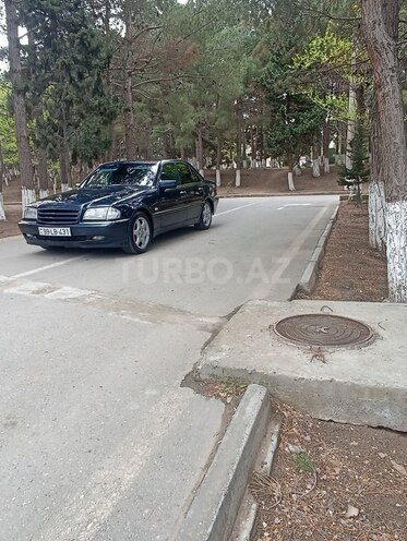 Mercedes C 240 1997, 352,000 km - 2.4 l - Sumqayıt