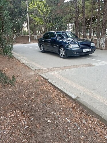 Mercedes C 240 1997, 352,000 km - 2.4 l - Sumqayıt