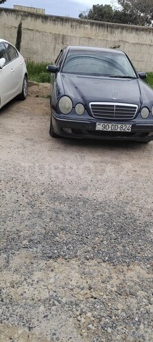Mercedes E 220 d 2001, 300,000 km - 2.2 l - Bakı