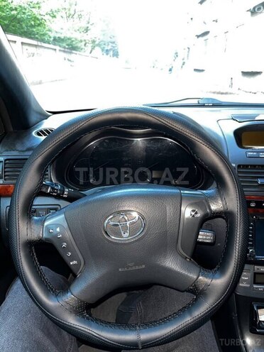 Toyota Avensis 2004, 335,000 km - 2.0 l - Bakı
