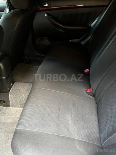 Toyota Avensis 2004, 335,000 km - 2.0 l - Bakı