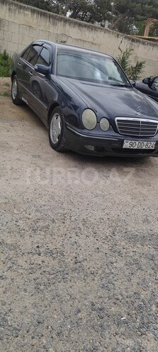 Mercedes E 220 d 2001, 300,000 km - 2.2 l - Bakı