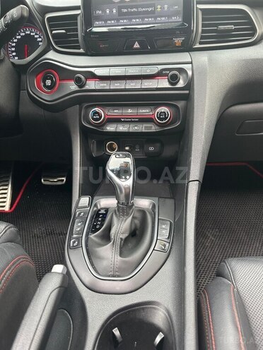 Hyundai Veloster 2018, 101,000 km - 1.6 л - Bakı