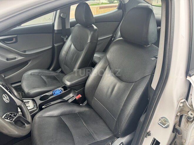 Hyundai Elantra 2012, 120,000 km - 1.6 l - Bakı