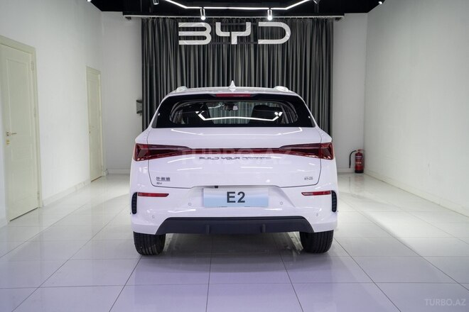 BYD e2-4