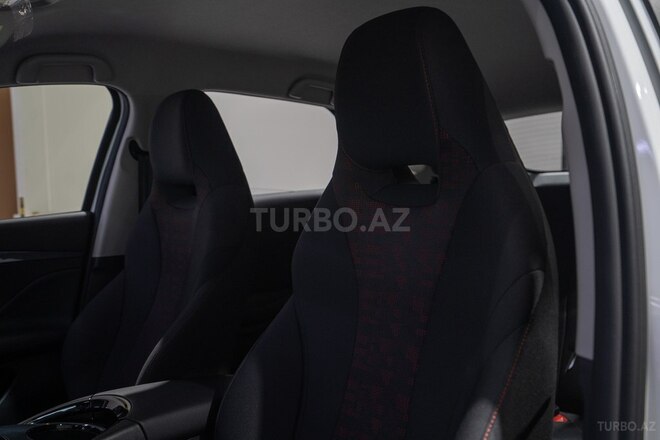 BYD e2-17
