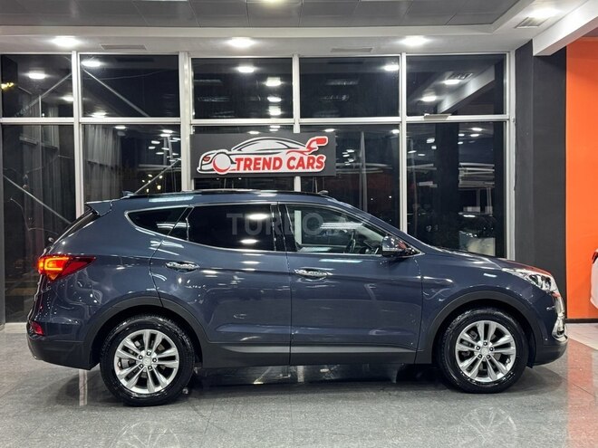 Hyundai Santa Fe-4