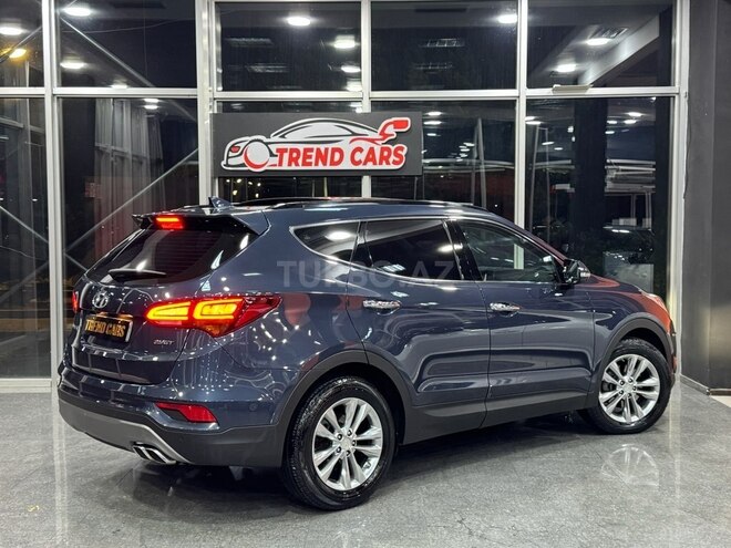 Hyundai Santa Fe-5
