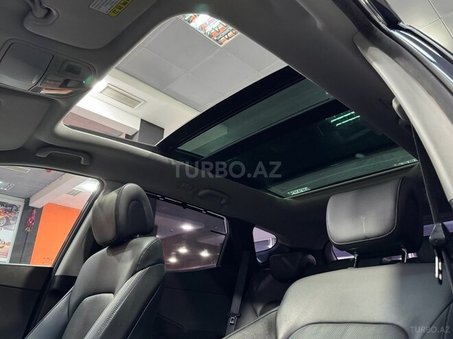 Hyundai Santa Fe-17
