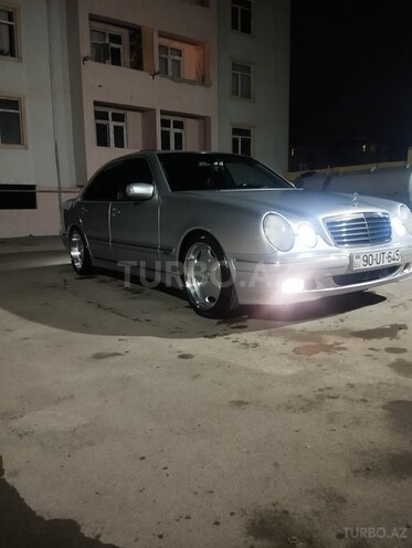 Mercedes E 320 2000, 360,000 km - 3.2 l - Bakı