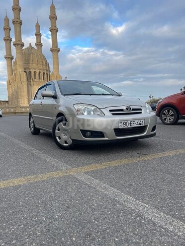 Toyota Corolla 2004, 400,000 km - 1.4 l - Bakı