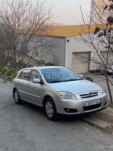 Toyota Corolla 2004, 400,000 km - 1.4 l - Bakı
