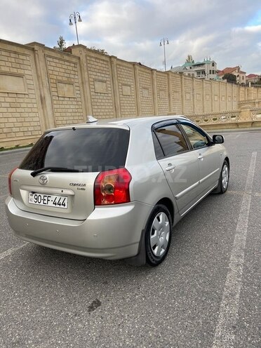 Toyota Corolla 2004, 400,000 km - 1.4 l - Bakı