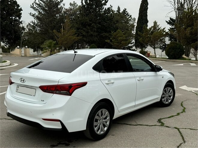 Hyundai Accent 2019, 136,000 km - 1.6 л - Bakı
