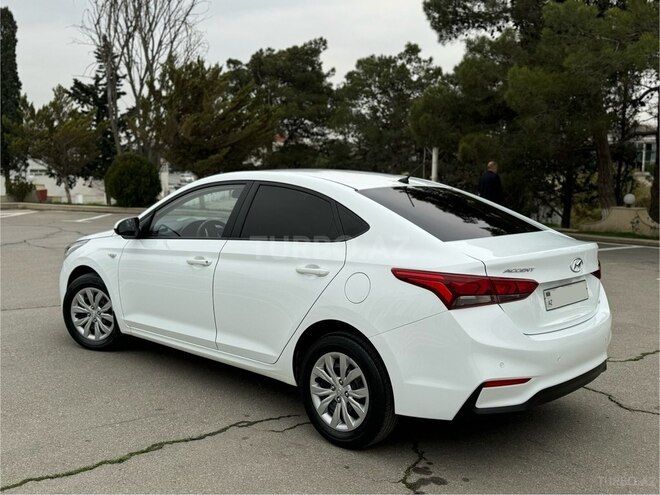 Hyundai Accent 2019, 136,000 km - 1.6 л - Bakı