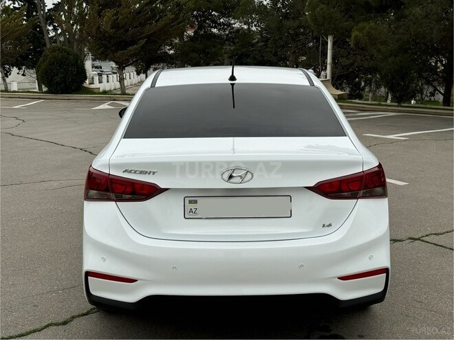Hyundai Accent 2019, 136,000 km - 1.6 л - Bakı