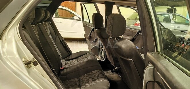 Mercedes C 220 d 1998, 298,000 km - 2.2 l - Sumqayıt