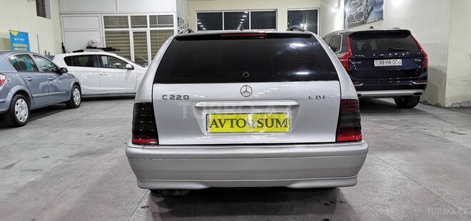 Mercedes C 220 d 1998, 298,000 km - 2.2 l - Sumqayıt